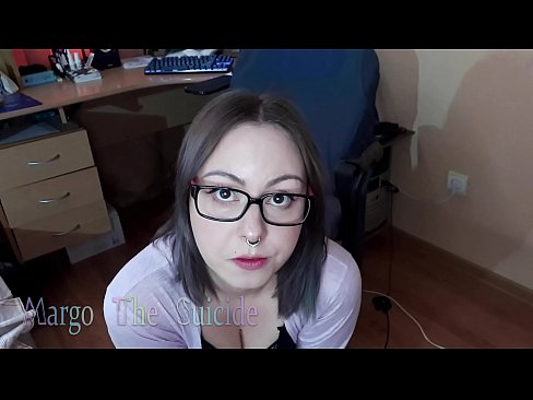 ❤️ Сэксуальная дзяўчына ў акулярах глыбока адсмоктвае фалаімітатар на камеру ❤️ Порна у порна be.bestsexporno.ru ️❤